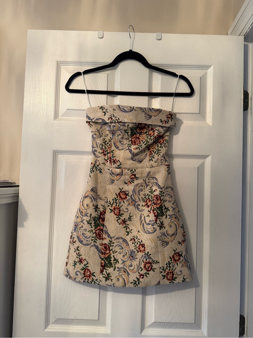 Edikted Strapless Tapestry Mini Dress